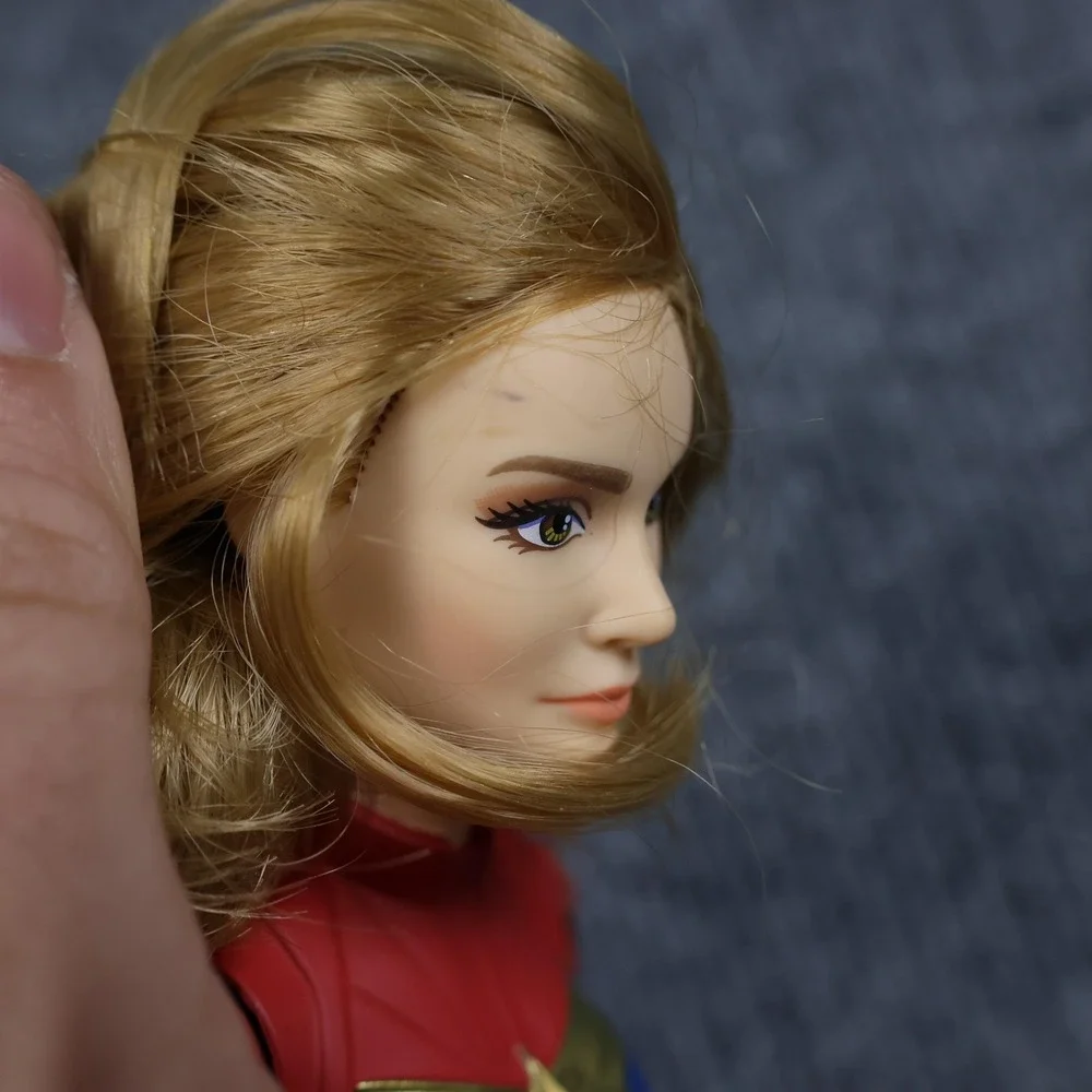 Marvel Captain Marvel Doll 12in‎ Action Figure Hasbro 2018 E4565 Blue Red Suit